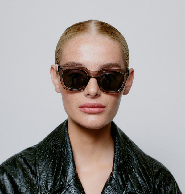 Nancy / Grey Transparent & Grey Lens - Shade Files
